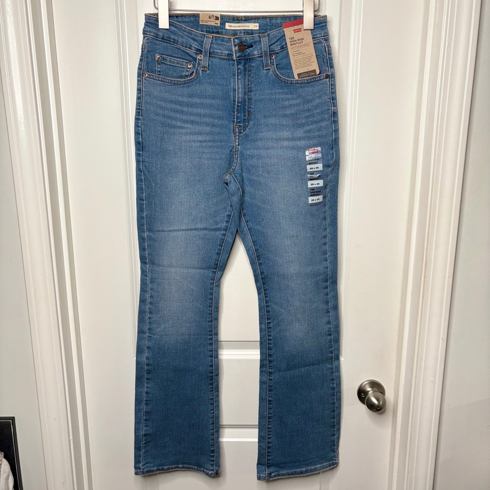 Levis 725 High Rise Bootcut Jeans Blue Denim NWT 29x30 Medium Wash
